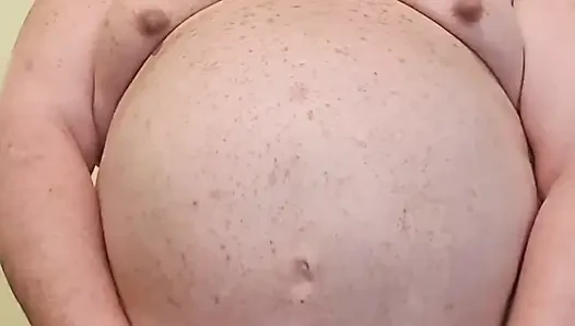Üvey baba ayı cumartesi günü dölünü yalıyor