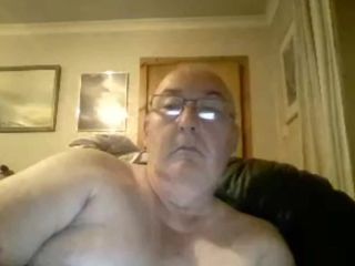 Papi joue sur webcam