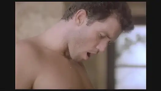 Cewek nakal rambut pirang dengan toket besar ini dientot habis-habisan sampai dicrot di dalam