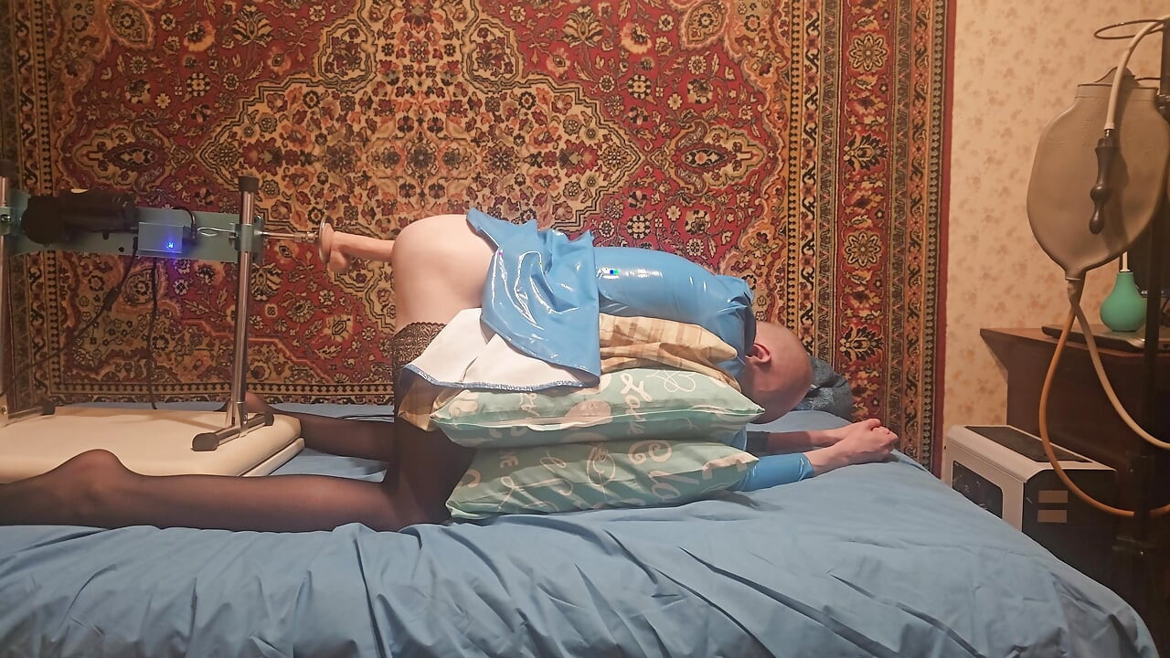 Sasha Earth sissy Crossdresser homemade amateur anal Fucking Machine