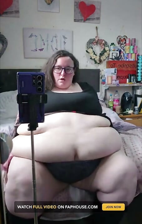 SSBBW BBW mage gudinna badrum remsa