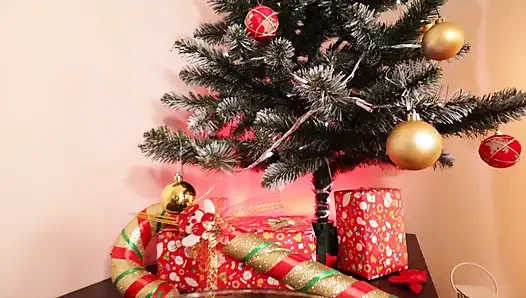 // Christmas Blowjob From Mrs. Claus // Andre Love