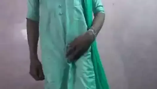 meri komal bhabhi ki sexy patiyala suit ko choda