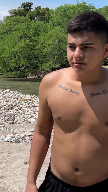 MICUȚA SHAMAN ÎȘI ÎNDEPLINEȘTE CEA MAI MARE DORINȚĂ DE A FI ABANDONATĂ PE INSULA LUI MAGICĂ ȘI DE A AJUNGE SĂ SE FUTĂ ÎN AER LIBER CU... | Clipul 1