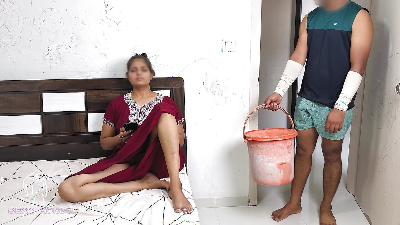 Komal's neighbor's house had run out of water, he had come to ask for a bucket.