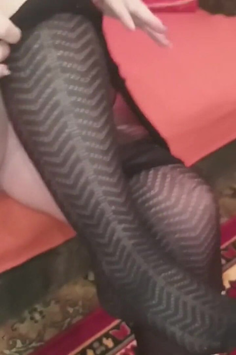 German Granny Dresses up, Indulges Her Fetish and Has Fun!