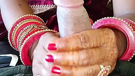 Hendjob di maine apne pati ko aur gadha ras nikali