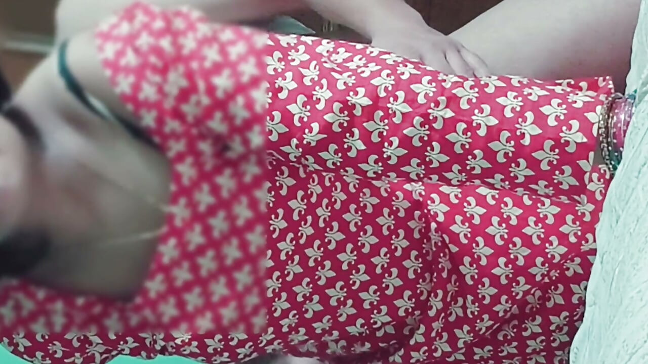 Duro e duro em estilo cachorrinho
