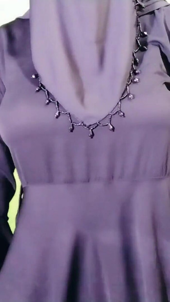 Γυναίκες με μαντήλα γαμούνται με γιατρό | Κλιπ 3