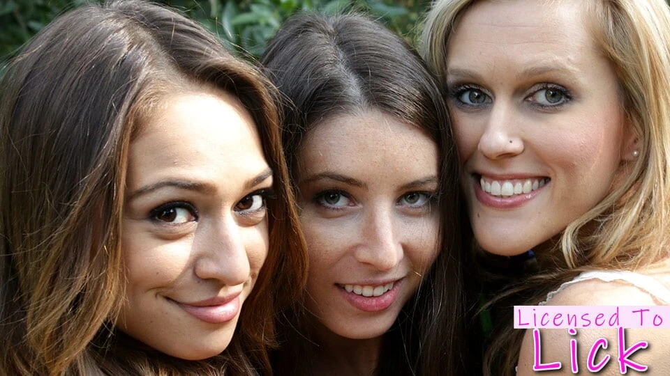 Sara Luvv,sasha Heart - eating pussy,ass licking