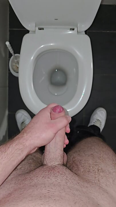 Maskovaná surová toaleta Gay Dom honí si Tease PhantomGentX