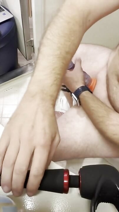 24 9 18 MIN Film CUM SHOT Sea Voyage MAN WAND FLESHSKIN Grip Blu Ice