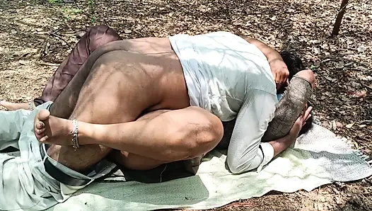Hot fuck in Forest