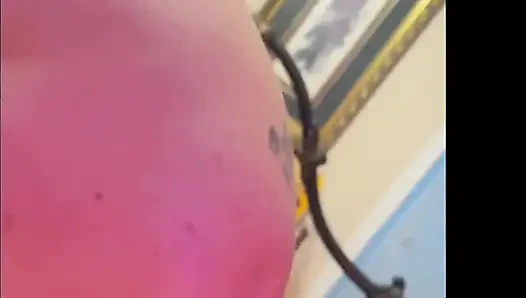 Делаю минет отчиму и фистинг