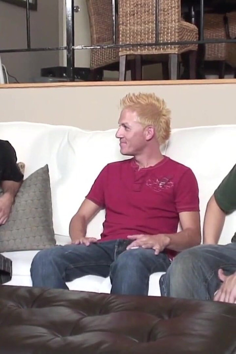 Handsome twink gets screwed in threesome