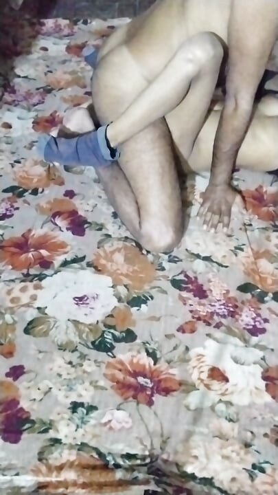 Desi wife sharing with milk man