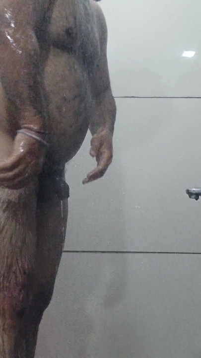 Hot Daady Nude Bathing Show