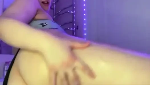 Muncrat ekstrem di wajahmu