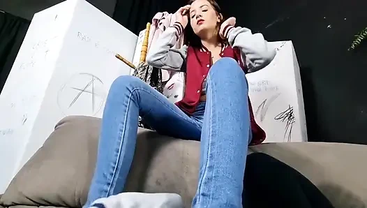 Derin ayaklar aşırı - öğrenciler ayak yutuyor kavgası