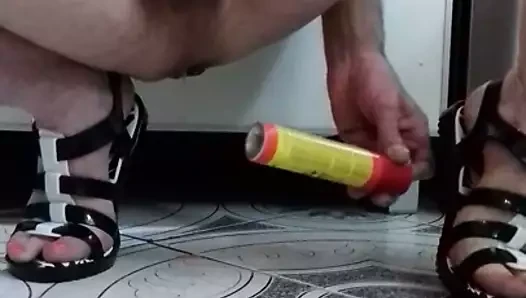 oyuncakla masturbasyon yapmak.