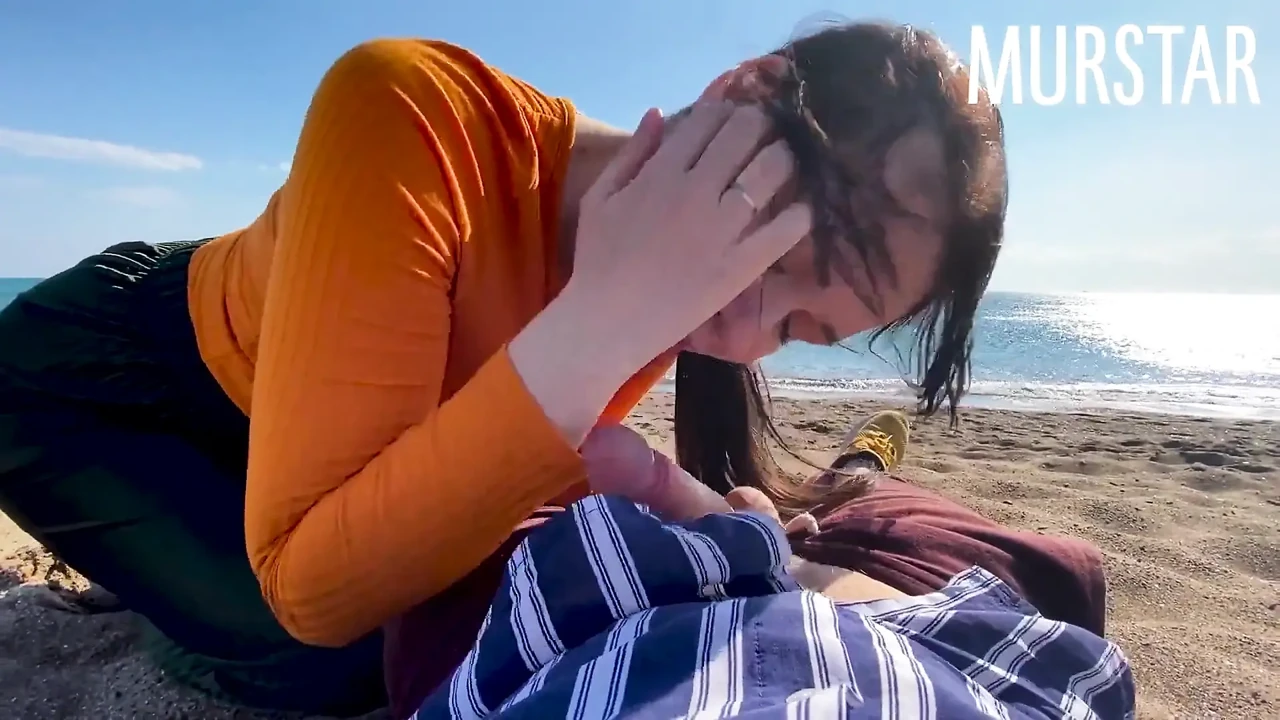 The Bitch Was Excited by an Interactive Toy and Sucked on the Beach || Murstar