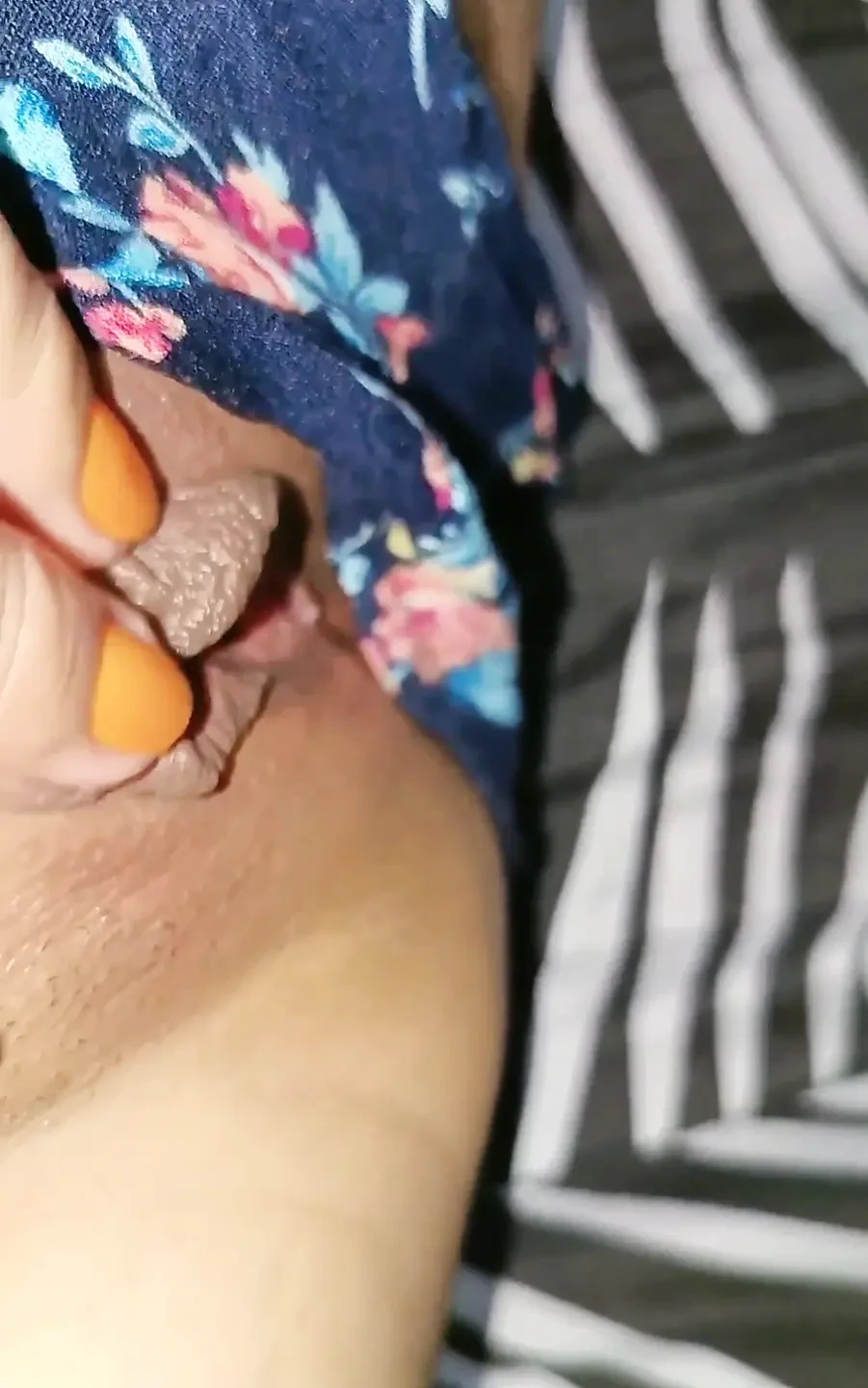 Hot Indian Mumbai girl masturbating pussy with her fingers