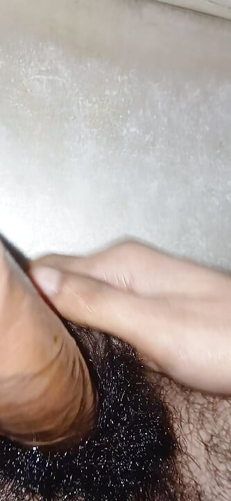 Une longue bite huilée