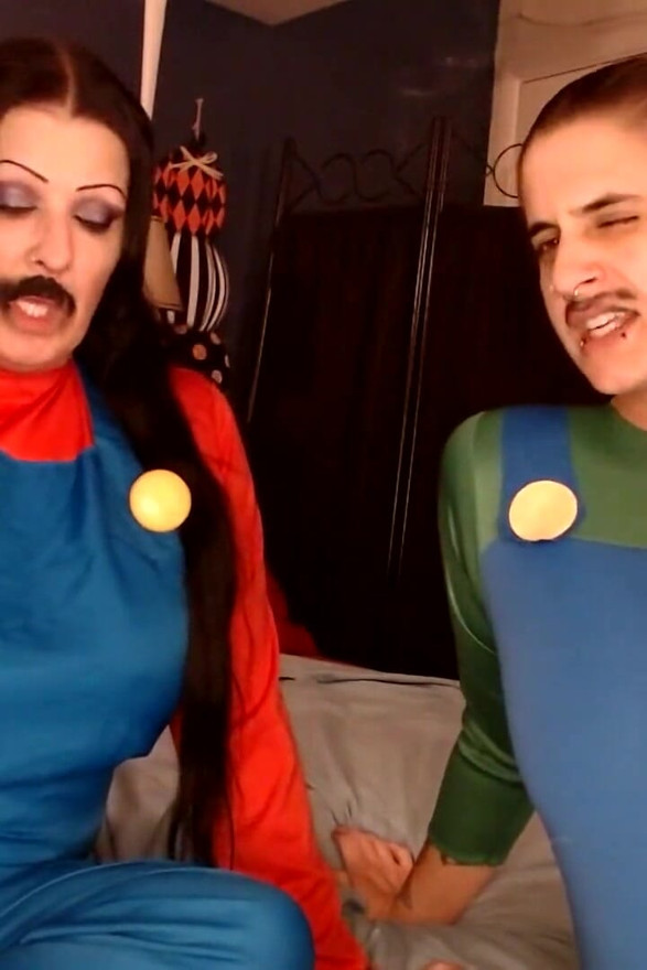 Διάλειμμα καπνού Cosplaying για το Halloween
