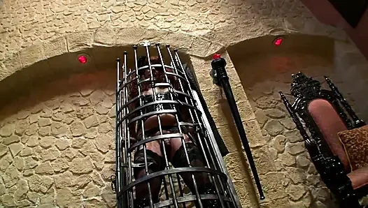 BDSM-kerker Domme Hämmert Devoten Arsch Hart