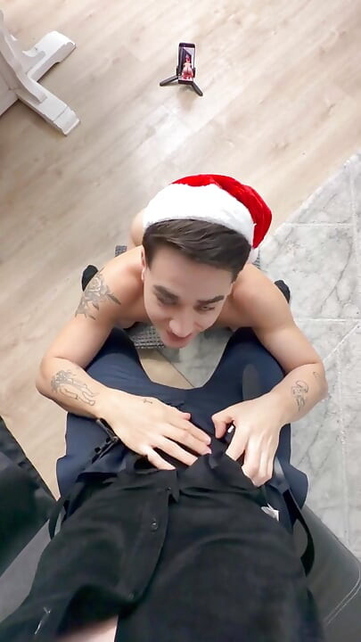 クリスマスのバブルバット中出し