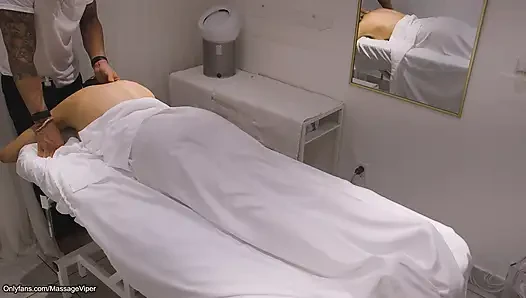 Cheating Wife Fucks the Massage Therapist