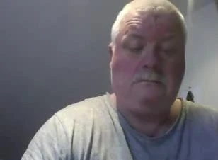 Horny Daddy cumming for me