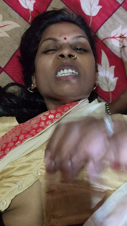 Pahli bar Biwi ka gand mara painful sex