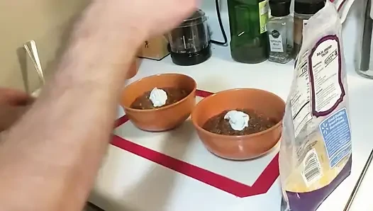 Döl pişirilmiş 3 pırasa chili ve yağlı elle muamele