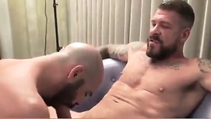 Beyaz baba sikikleri beyaz adam