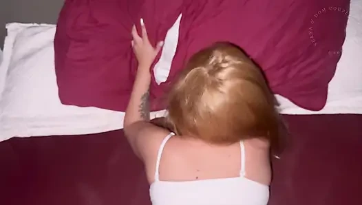 Ouch yanlış delik lütfen dur, ben hiç anal yapmadım acıtacak - sarışın ilk kez anal seks yapıyor