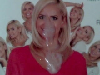 Cum tribute Paula Chirila