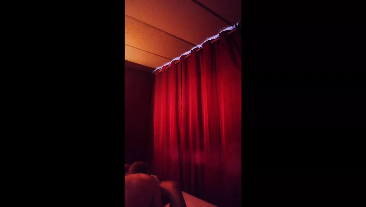 Mamasan walks in during blowjob