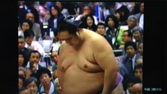 Pemusnah sumo perut terbesar Onokuni 1