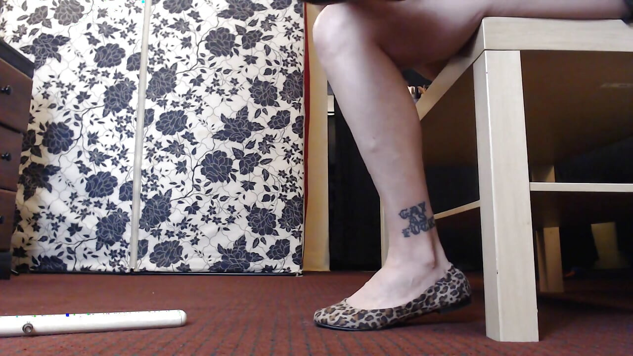 Flattening Sliding Playing leopard Balle