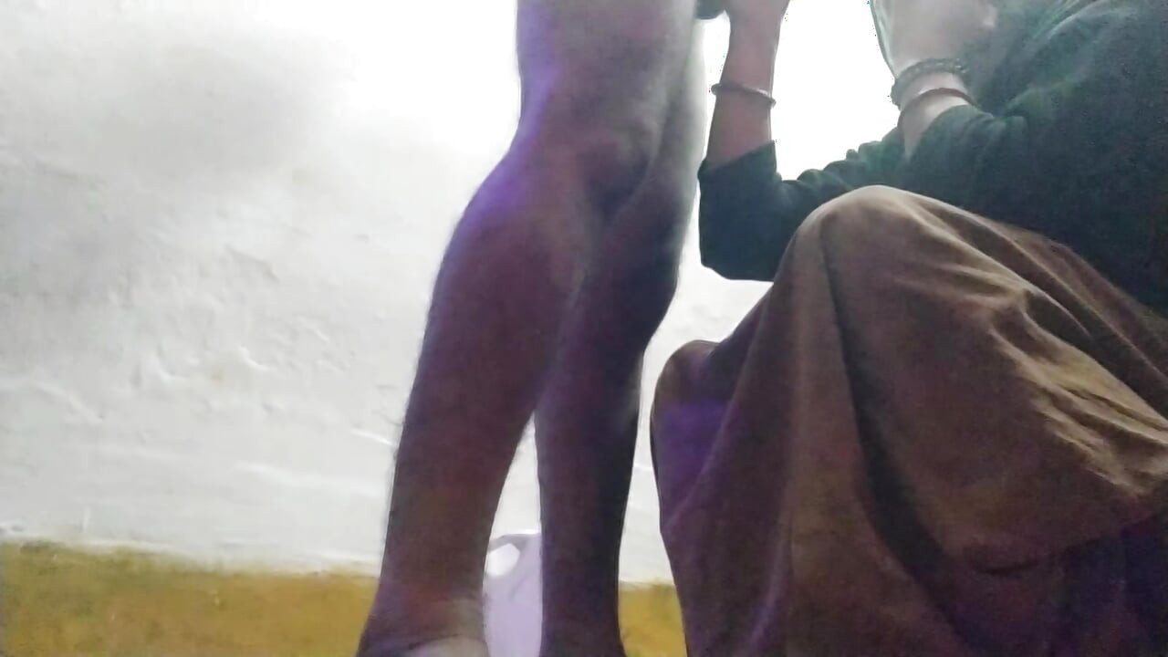 Madharchod Naukrani Ko Malik Ne Choda Gandi Gali Sex Porn Videos