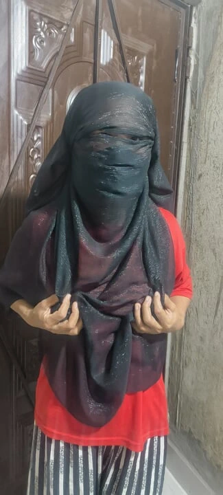 Gadis india 18 tahun dipaksa seks gaya doggy sambil bugil!