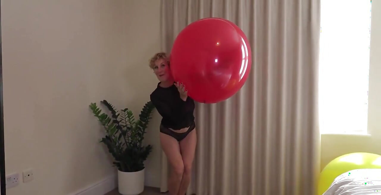 Want to See Me Play with a Giant Rubber Balloon - What Fun I Had, Boobs Bouncing Away Until It All Went Bang