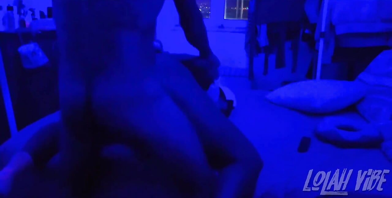 Vibe'de sikişiyor