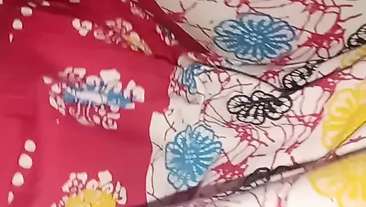 Beautiful Tamil Aunty Lets Husband Videotape Her Private Parts