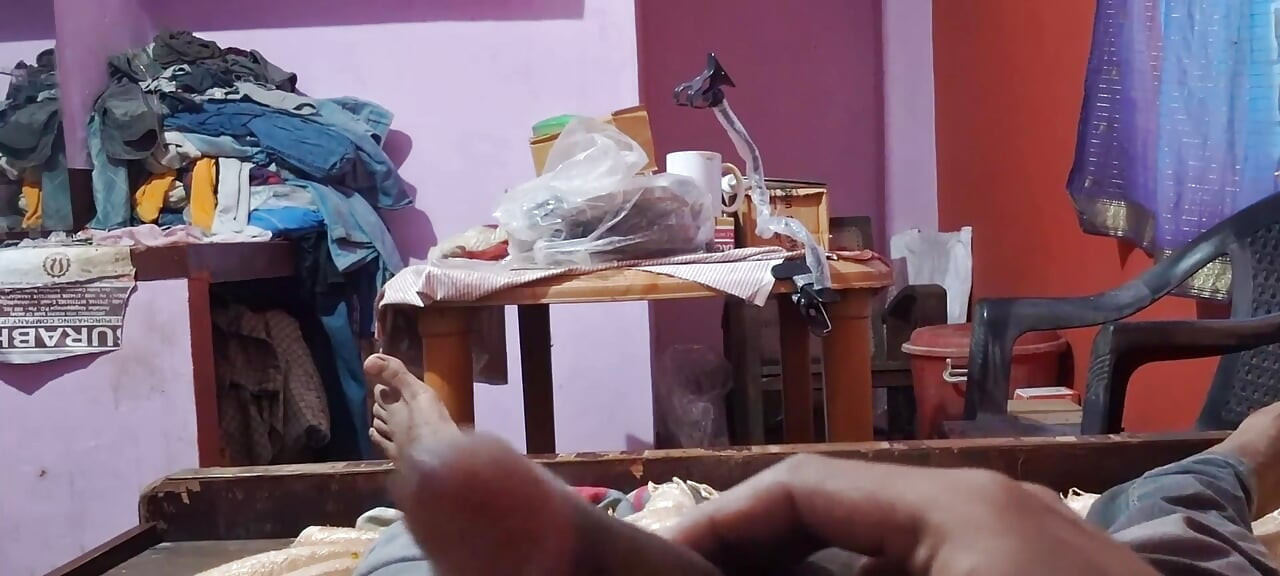 Part 1 Amateur solo dick stroking session in bedDaddy dick amateur masturbation hand job Big Daddy