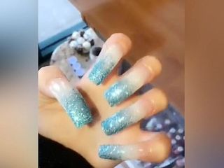 Super lange blauwe nagels