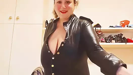 Hey hey Nick fuck me hatder