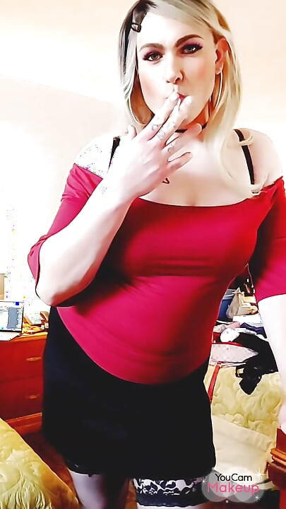 Kylie's Fetish Farm POV Smoking Fetish
