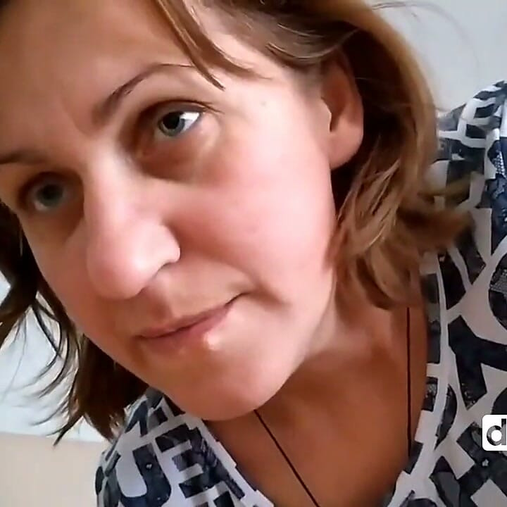 Olgun orta yaşlı seksi kadınla seks kız arkadaşımla seksten daha iyi